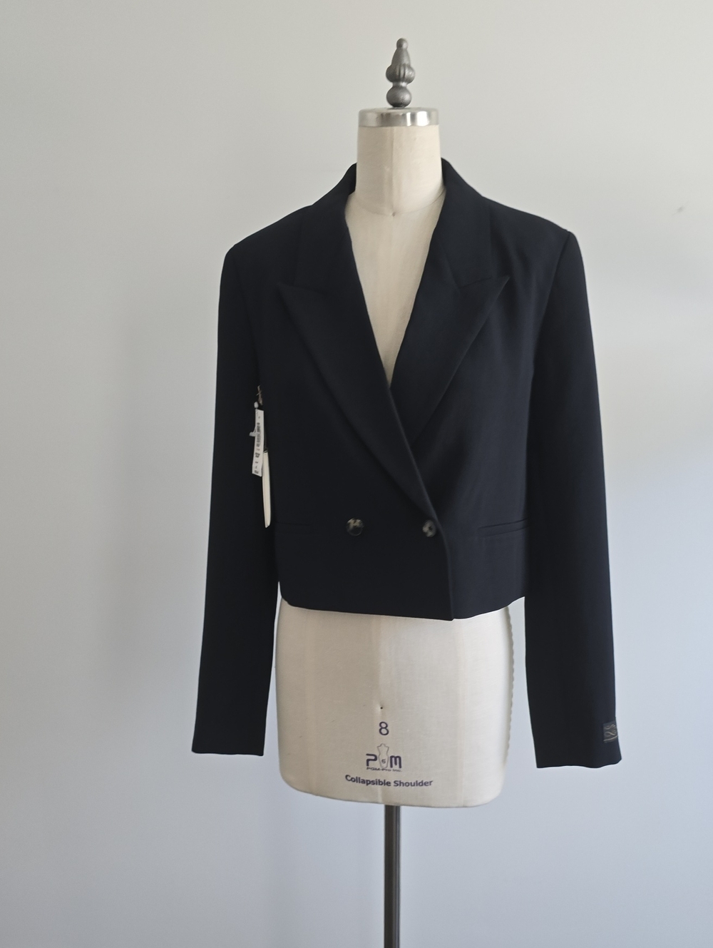Wilfred Black Cropped Double-Breasted Blazer
